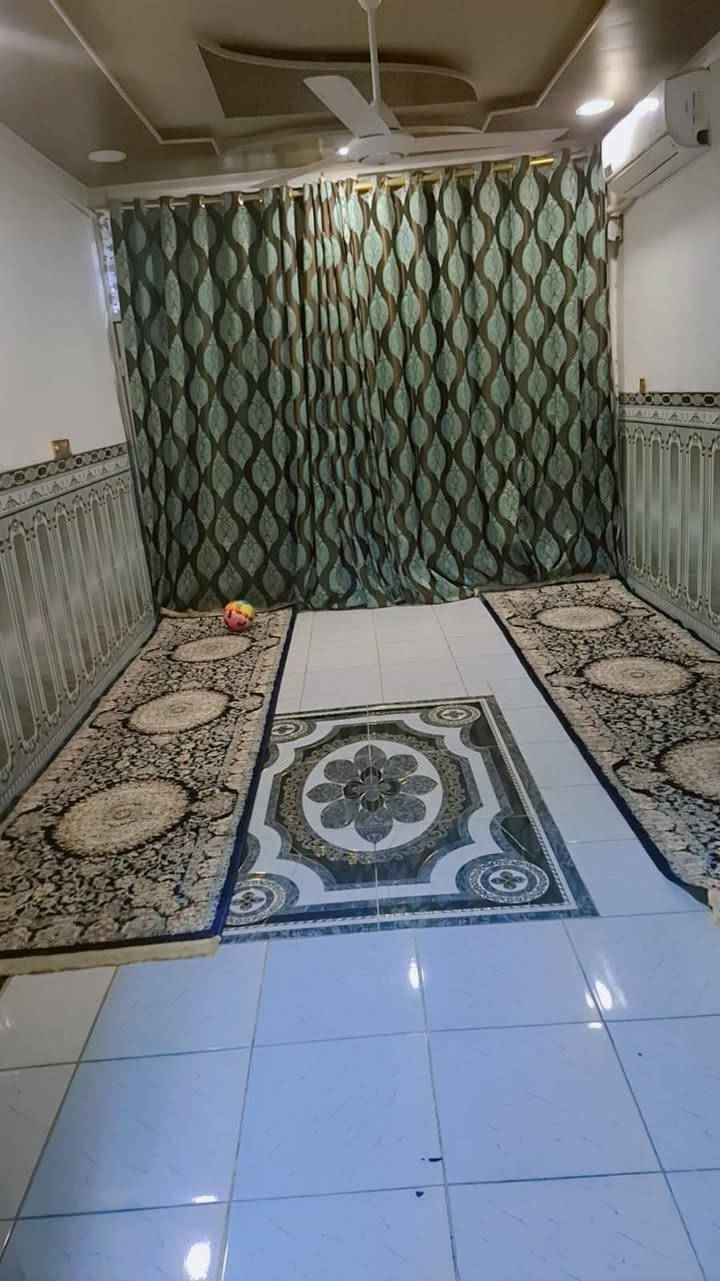 السلام عليكم بيت للبيع شارع المعمل مقابل سيطرة المعمل ومدرسة الاهرام
250متر بناء 100 طابق ونصف و150حديقة
بناء طابوق صب اساس وسقف كونكريت
طابو زراعي 25مشمول بالتطويب
***********
