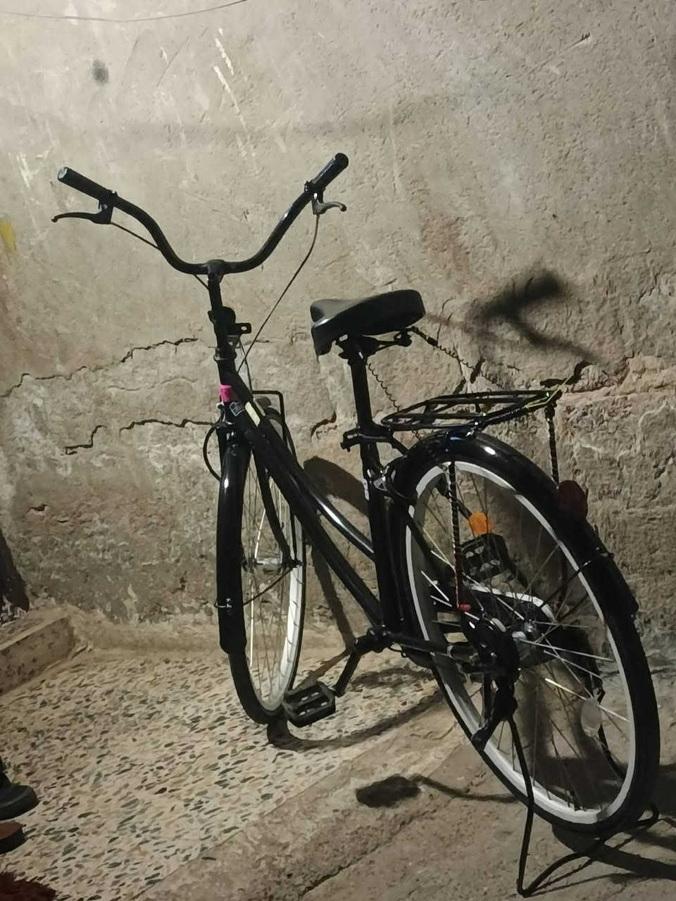 سلام عليكم شباب بايسكل بناتي للبيع حجم 26 مديل 2022بيسكل جديد مال باله اصلي تايرات جديد اي نقص مابي بريكات موجدات مكاني بغداد الشعب نهايته الفورتات متواجد على الفيس السعر 120 وبي مجال للشراي


**إذا كنت صاحب هذا الإعلان وتريد حذفه لأي سبب، رجاءا أرسل رسالة إلى الدعم الفني**