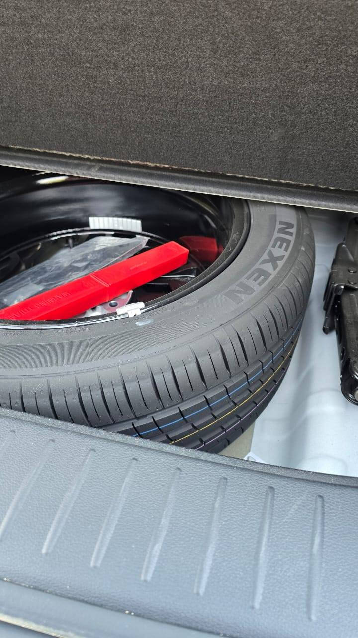 كيا سبورتج جيتي لاين خليجي موديل ٢٠٢٥ماشية ١٦ ونص رقم بغداد انكليزي كامل مواصفات بصمة سلايت جنطة كهربائي هند بريك بصمة تشغيل عن بعد تدفئة بلكشنات الامامية تبريد قطعتين الامري الجانبية شفط حساسات خلفيه وامامي وبيها مواصفات اخرا السعر ٢٦٥ وبيها مجال العنوان زعفرانية ***********
