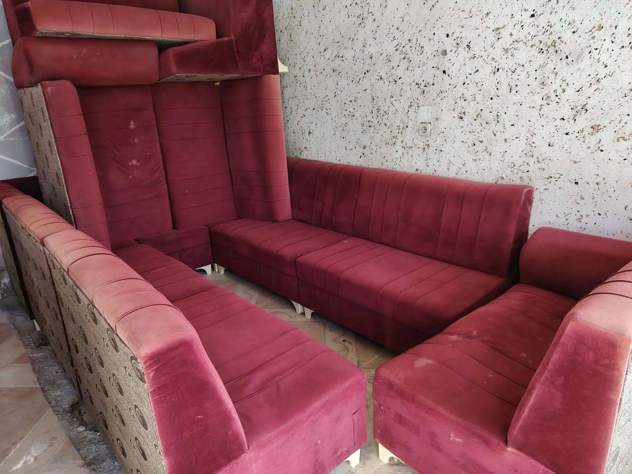 ديوان للبيع  13متر السعر  200بي مجال العنوان سومر قرب جامع قباء


**إذا كنت صاحب هذا الإعلان وتريد حذفه لأي سبب، رجاءا أرسل رسالة إلى الدعم الفني**