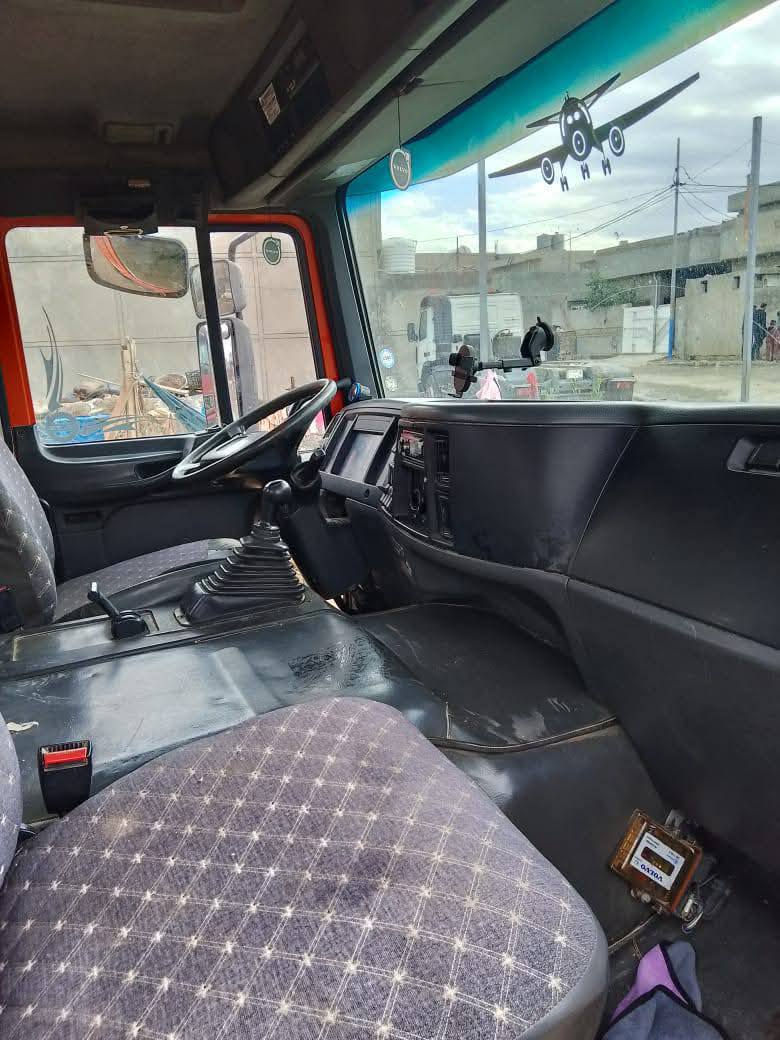 السلام عليكم كرين فالفو موديل 2005 رقم سليمانيه شرط التحويل 6سرندر 8برغي 3طن 3سلايت مكان كركوك ناحية الرياض سعر 230 بي ماجال الطيبين للاستفسار تصال علئ رقم ***********
