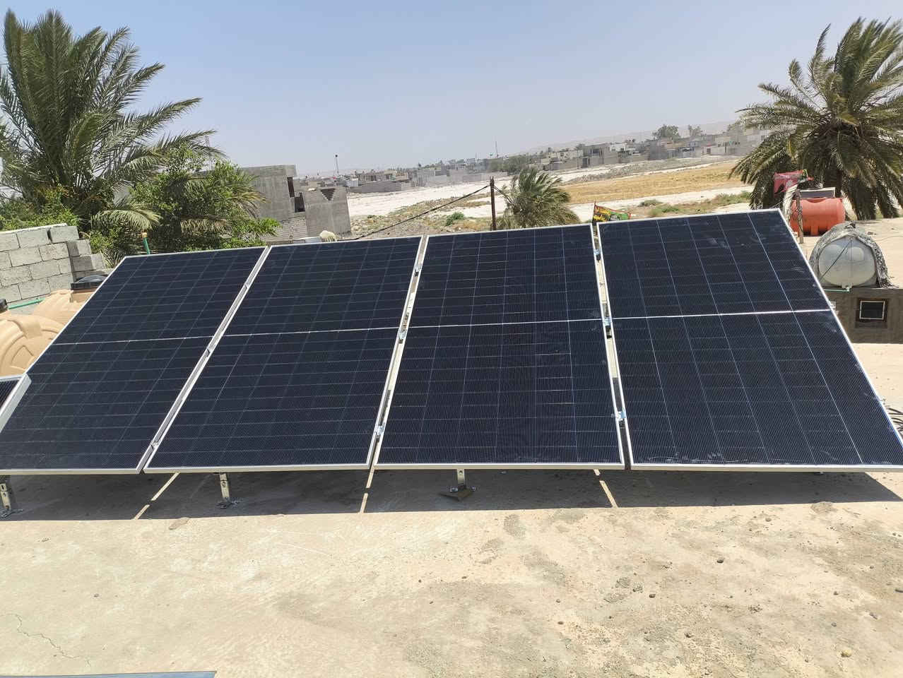 يوم السبت  الموافق/2026/7/11

بفضل الله وتوفيقه، تم الانتهاء من نصب منظومتين طاقة شمسية متكاملة ومصممة بأعلى معايير الكفاءة والجودة،
____________________________________.
#المنظومة_الاولى
الموقع:  / #مندلي_ترصخ
 وداعاً لانقطاع الكهرباء.. منظومة 12أمبير نهاري 8امبير ليلي

1- ألواح لونجي عدد 6قدرة اللوح الواحد 620واط 
2-بطارية ليثيوم51.2 ماركة Felicity قدرتها  10كيلو واط IP65
3- إنفيرتر Felicity قدرته 6 كيلو واط مع واي فاي مدمج
4-الهيكل والقواعد: هيكل وقواعد Meccano (ميكانو) مجلفنة، قوية ومتينة جداً،
5- أجهزة حماية و قواطع ( AC + DC )
____________________________________.
#المنظومه_الثانيه 
الموقع: / #مندلي_7_نيسان
 وداعاً لانقطاع الكهرباء.. منظومة 20 أمبير نهاري /16ليلي

1- ألواح جينكو عدد 8 قدرة اللوح الواحد 725واط 
2-بطارية ليثيوم51.2 فلستي  قدرتها  16 كيلو واط 65ip
3- إنفيرتر Felicity قدرته 12 كيلو واط 65ip
4-الهيكل والقواعد: هيكل وقواعد Meccano (ميكانو) مجلفنة، قوية ومتينة جداً،
5- أجهزة حماية و قواطع ( AC + DC )
____________________________________.
 
الكهربائي: مروان عدنان
                
للإستفسار أكثر الإتصال على الأرقام أدناه 
‏‪‏‪***********‬‏
‏‪***********
