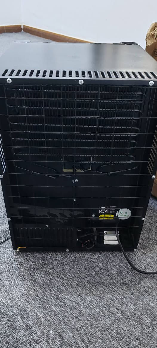 ثلاجة جديدة مامستخدمة زغيرة يشتغل ضواها وماتبرد ماعرف عطلها منو تفيدة ٣٥ الف


**إذا كنت صاحب هذا الإعلان وتريد حذفه لأي سبب، رجاءا أرسل رسالة إلى الدعم الفني**