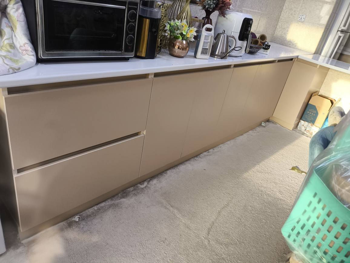 که وانته ر بی سه ره وه بو فروشتن دریژی 360پانی مه ترو 40سنگ 2مه تر به شه رت بو فروشتن بای 400هه زارو معامله سلیمانی ڕاپه رین *********** السليمانية, العراق
