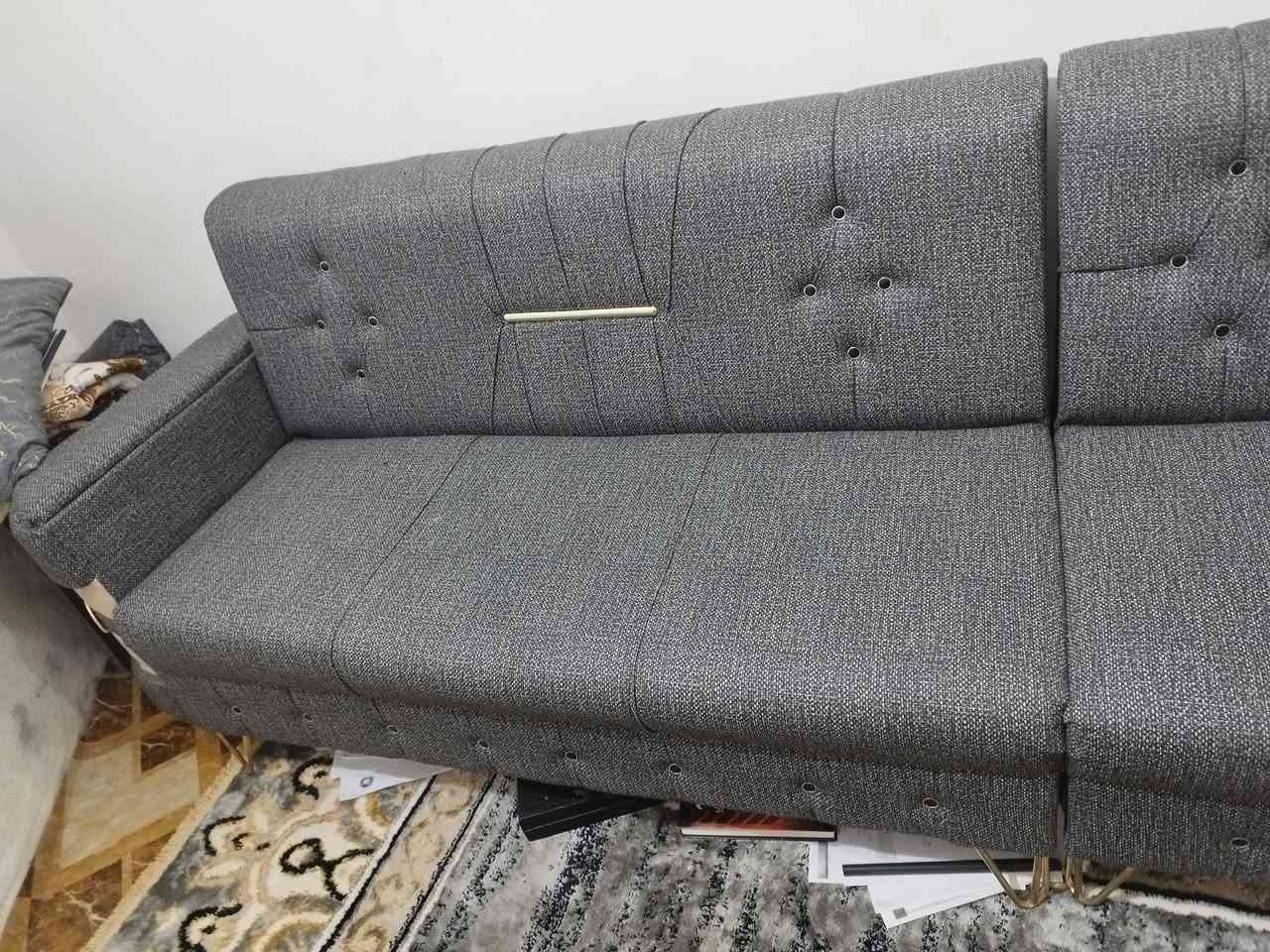 السلام عليكم متوفر للبيع جديد شهر من  مشترينه شغل درجه اولى تخم 10 مقاعد بغداد الامين الثانيه قرب مجالس بلدي السعر 250 الف *********** ابو حيدر
