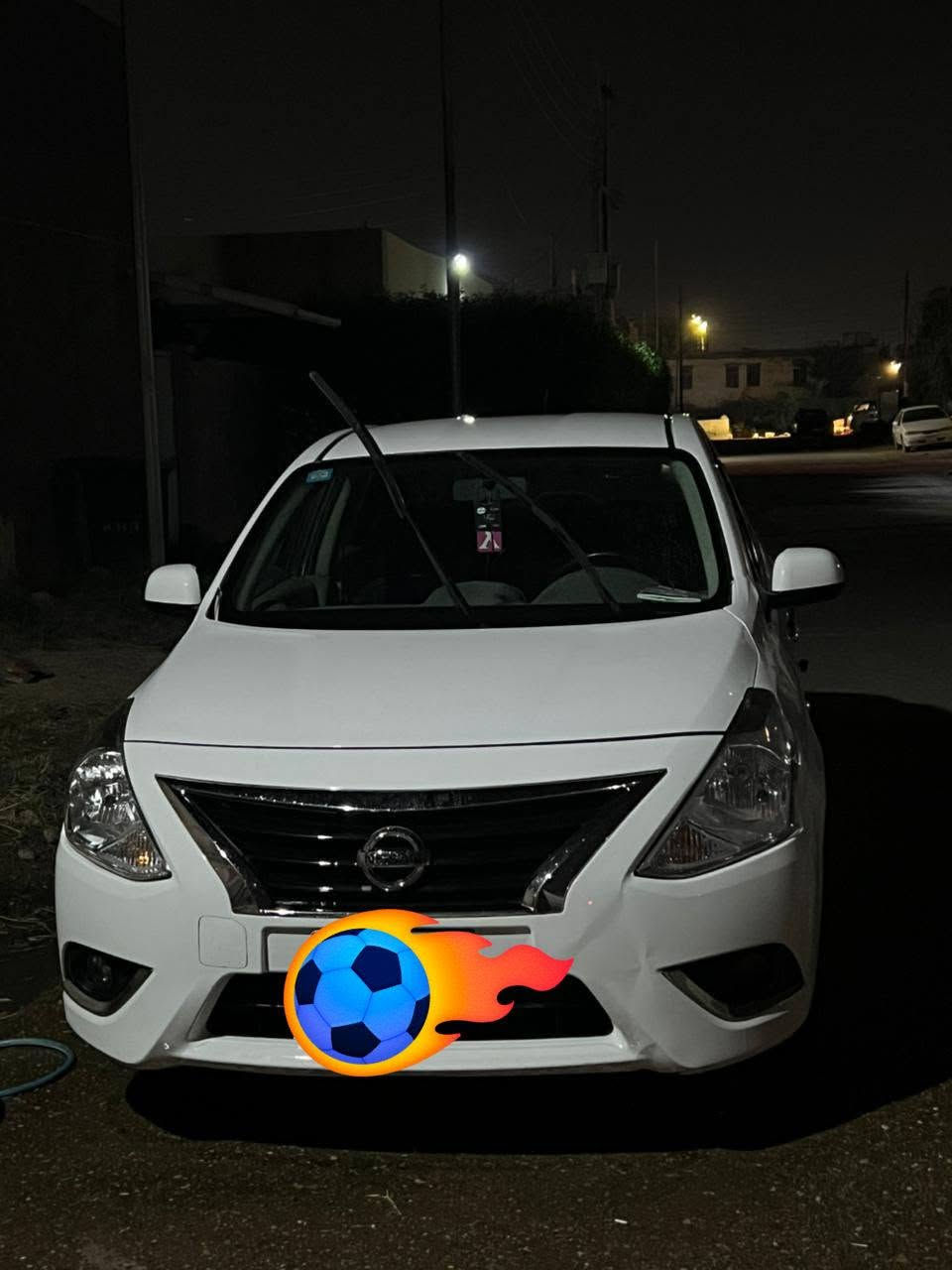سني هندي 22 للبيع بيها قطعه مبدله بدون دواخل لعد وشاصي كفاله سياره جاهزه وخير من الله بيها كامره وشاشه 
سياره كشرها نضيف وداخلها نضيف السياره خير من الله تبريد ثلج لايت زنون ابيض محرك وكير مكفولات مامفتوح 
مكان السياره بابل 
*********** رقم السياره بغداد تحويل ثاني يوم
