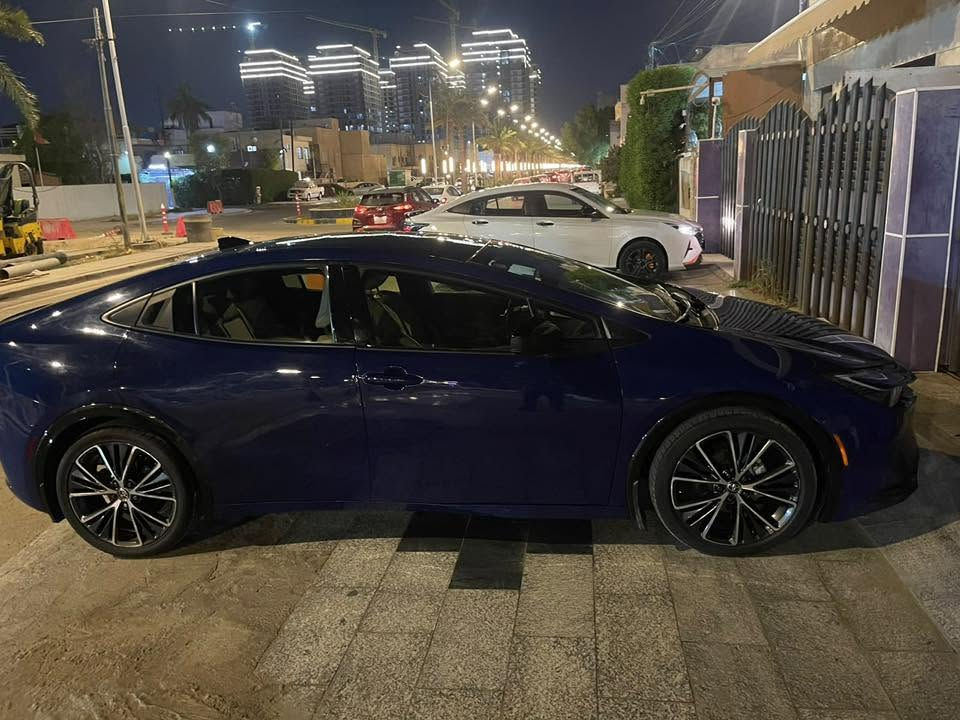 سلام عليكم Toyota بريوس 2024 فول لمتد محرك 2000 مع هايبرد عزم قوي جدا مواصفاتها كشن السائق كهرباء خزن ميموري تدفئة تبريد كشنات مرأة وسطية شاشة خمس كاميرات مع إمكانية تنظيف الكاميرات الخلفية بال زراق سماعات ماركه شحن وايرللس تايرات تو سايز حجم 19 لا ات زنون لد خلفي امامي بانوراما فول تحكم ستيرن مانع انزلاق اوتو  Hold أربعة أنظمة قيادة جنطة كهرباء تبريد بلادي ثلج تحديد مسار مانع تصادم خلفي امامي جانبي حساسات 360 قيادة ذاتية Auto Park يعني تطبق روحها والكثير من المواصفات للبيع أو المراوس حادثها جوانب والرقم الشاصي في الصور مكانها اليرموك 

***********
