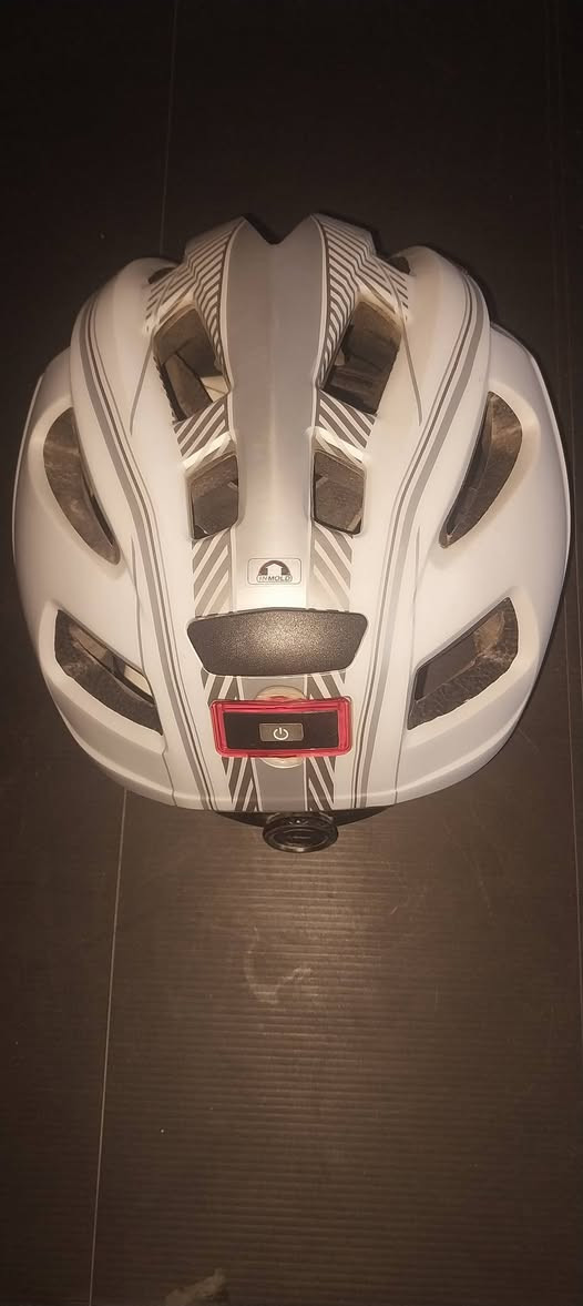 خوذة بايسكل ب15 الف مع التوصيل


**إذا كنت صاحب هذا الإعلان وتريد حذفه لأي سبب، رجاءا أرسل رسالة إلى الدعم الفني**