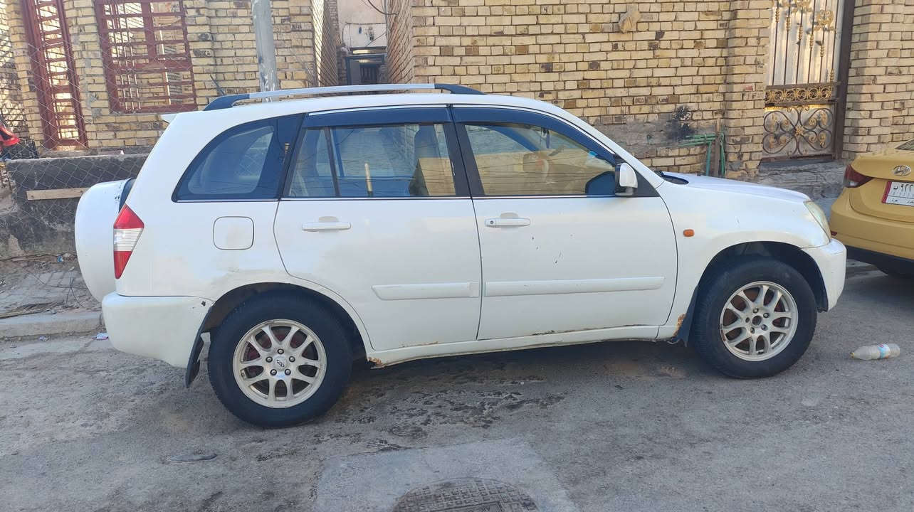 🚗 شيري تيجو موديل 2012 للبيع 🚗
السلام عليكم  سيارة تيكو عائلية ونظيفة جداً للبيع، وبكامل مواصفاتها وجاهزة للاستخدام. التفاصيل كاملة بالأسفل 👇:

​الموديل: 2012 ميكانيكي

​اللون: أبيض  ⚪

​الرقم: قادسية 16  (رقم إنجليزي) 🎴

​السنوية: مجددة وجاهزة لغاية عام 2031 

​الهزة :  لشهر العاشر القادم اله تنتهي .

​الملكية: السيارة بإسمي مباشرة (التحويل مضمون وسهل وبدون أي تعقيدات).

​🛠️ حالة السيارة والضمان:

​السيارة مكفولة كفالة عامة، وبس بيها 

((الجاملغ الأمامي مبدل فقط ))، السيارة نظيفة جداً وجاهزة من كل النواحي ٫  

♦(( كير ميكانيكي  مبدل جديد بيها)) ♦

​📌 مكان تواجد السيارة: [: الديوانية / حي الشرطة ]
رقم الموبايل : *********** 

السعر : 50 وبيها مجال
