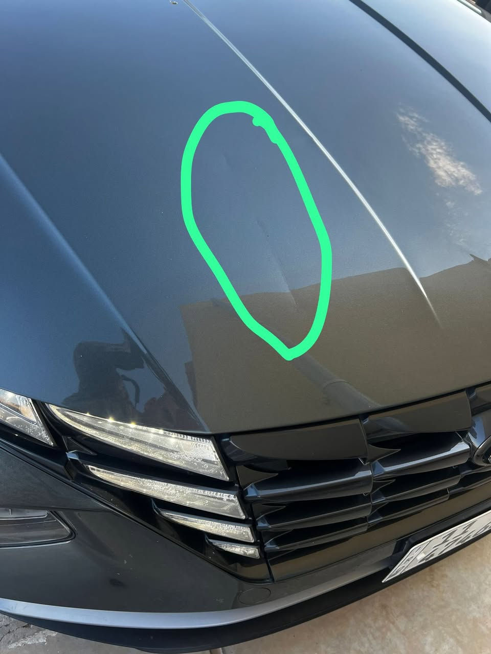 السلام عليكم 
هونداي توسان للبيع وارد امريكي موديل 2023
السيارة ماشيه 44 ميل 
السيارة فول عدا الفتحه وكلش نظيفه 
وحادثها مرفق بالصور 
السياره بغداد بأسمي تحويل ثاني يوم
السعر 21500 $  وبيها مجال بسيط
مكان السيارة بغداد/ المنصور
***********
