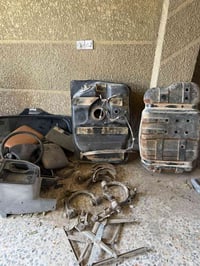 يتوفر أدوات مونيكا ٢٠٠٥ خزان وقود مع الدرع طبلات صدر مع البوش والطوبات...