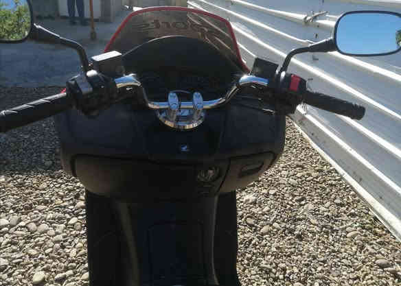 سلام عليكم ورحمة الله وبركاته
دراجه فورزا 08 للبيع المكان تاجي رقم الهاتف0750 606 2263
مراوس بصفر 10 عادي
