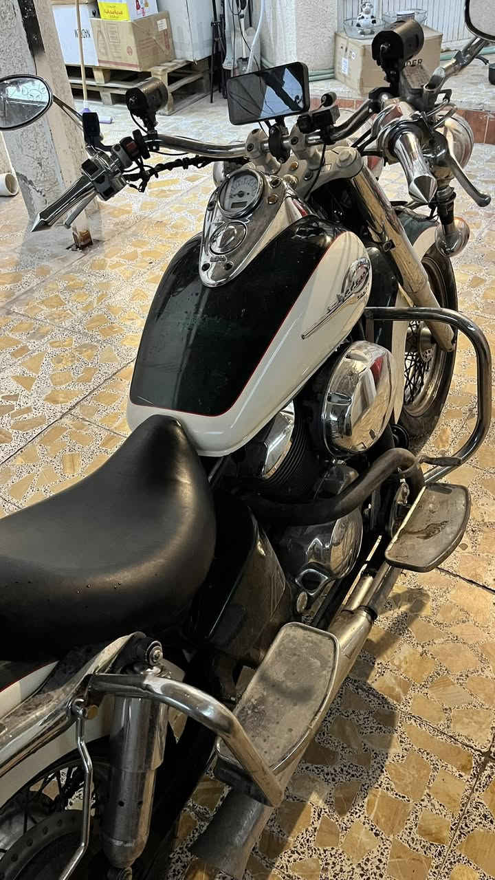 السلام عليكم احبائي الحلال للبيع هوندا شادو 400 الدراجة كارتون ماشيه ٤٧ كفالة عامة وما عايزها شي رقم ميسان سنوية ل٢٠٢٧ مكانها ميسان العماره تريد تجي للعمارة وترجع بيها ترايك لزاخو سياقة تريد توصيل ماكو اشكال الاضافات شاشة كاربلاي مع كامرات امامي خلفي مع منظومة زنون وبلوجكتر نهار شرط اخوان السعر ٢٥ وبيها مجال بسيط وبخدمتكم خاص او واتساب ***********
