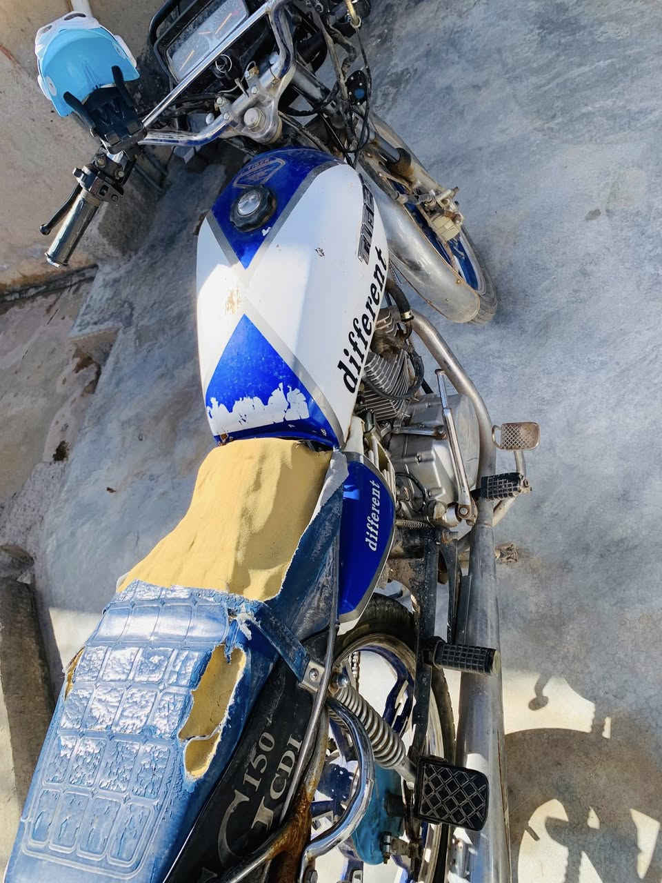 موطور للبيع
موديل ٢٠٢١ يعوزه كشن
وغسله زينه 
السعر ٣٧٥ 
اتصل *********** 
ناحيه الزاب 
خاص ماكو وحياكم
