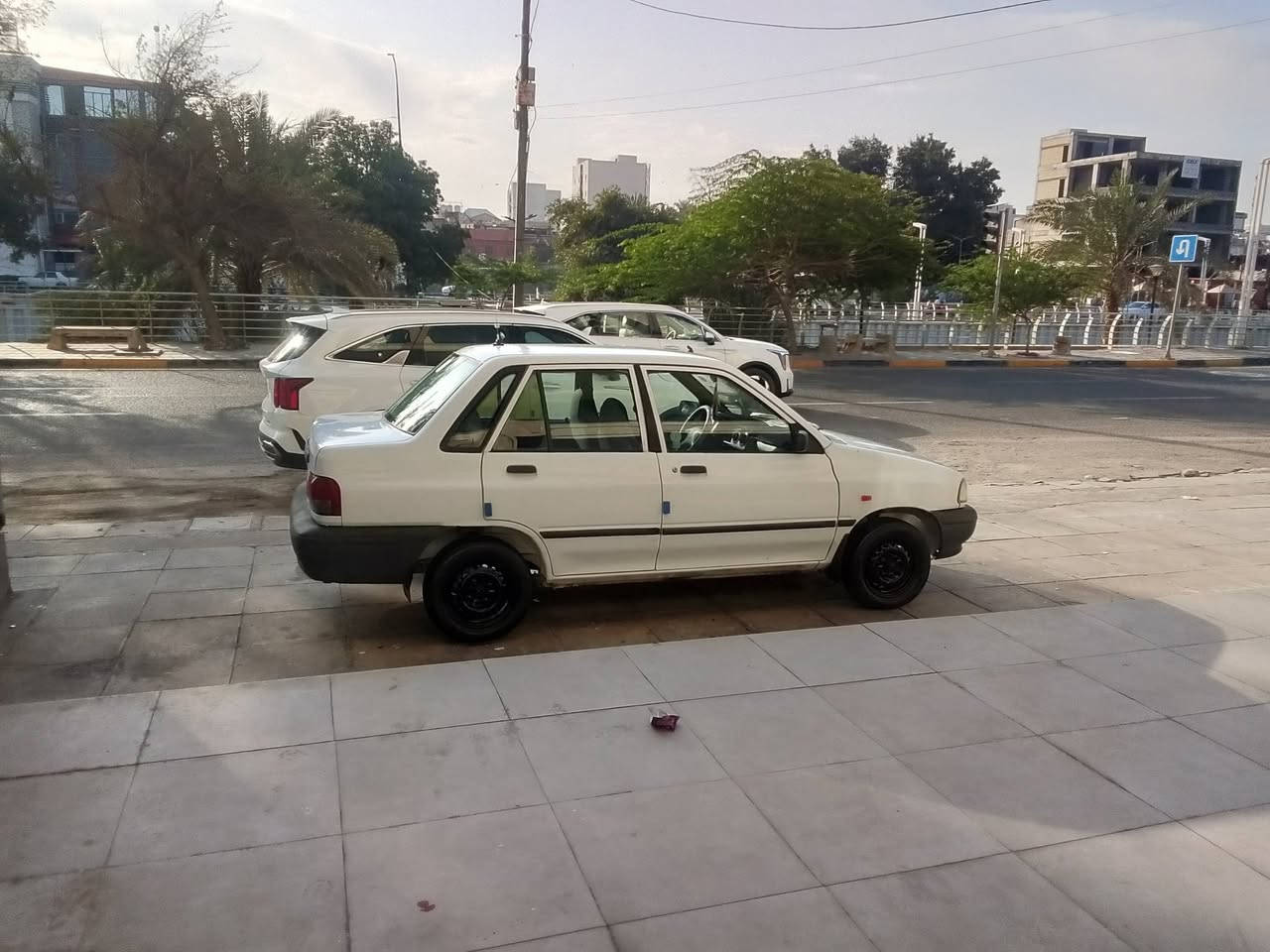 السلام وعليكم سيارة سايبه لون أبيض للبيع  موديل 2014   سنويه ل29   مكينه وكير كفاله تبريد ثلج شرط  كهربايات كلهه شقاله حداده كله جديد 
بدي مكفول  سياره جديده مال جناي تخم تاير جديد  العنوان بصره أبو الخصيب السعر 38 وبيهه مجال لشراء  
رقم الهاتف بي واتساب __***********
