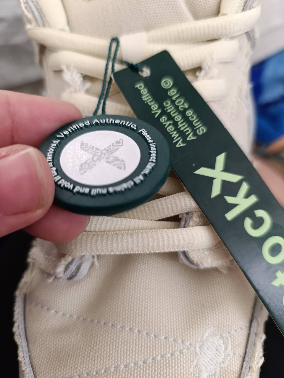 حذاء نايك اصلي اصلي
للبيع السعر 50 مع التوصيل 
قياس 45 
قطعة راقية و غالية برة جدا


**إذا كنت صاحب هذا الإعلان وتريد حذفه لأي سبب، رجاءا أرسل رسالة إلى الدعم الفني**