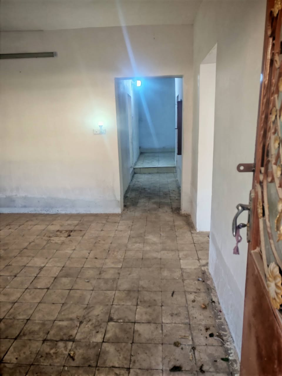 سلام عليكم دار للبيع دور حكومي 
الموقع🛑 كهريز خلف حيدر مضمد
السعر🛑 34وبي مجال 
مساحه الدار 🛑 300م
جنس الدار 🛑 حكومي
محتويات الدار 🛑
غرف نوم 3
صاله
صحيات 
منور
مطبخ حار بارد
استقبال
كراج
عنوان المكتب شوان كلئ مجاور مقابيل حزب الشيوعي 🛑
نستقبل جميع عروضاتكم داخل وخارج خانقين 🛑
للستفسار اتصل على الرقم التالي واتساب 🛑***********
