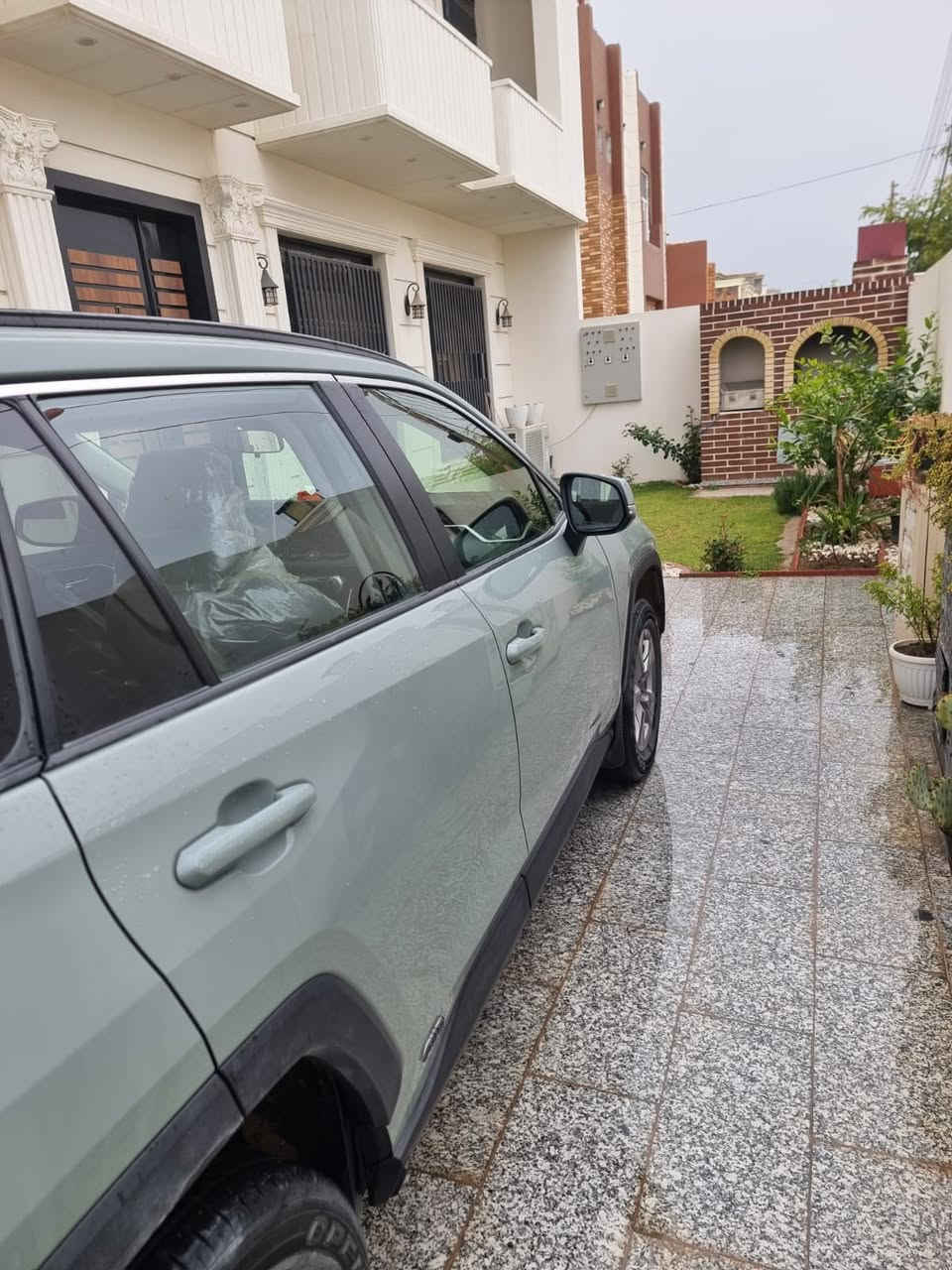 XLE هايبرد رقم صلاح الدين صور الضرر بلصور منشوره 
مكاني سامراء  ***********
السعر 200
