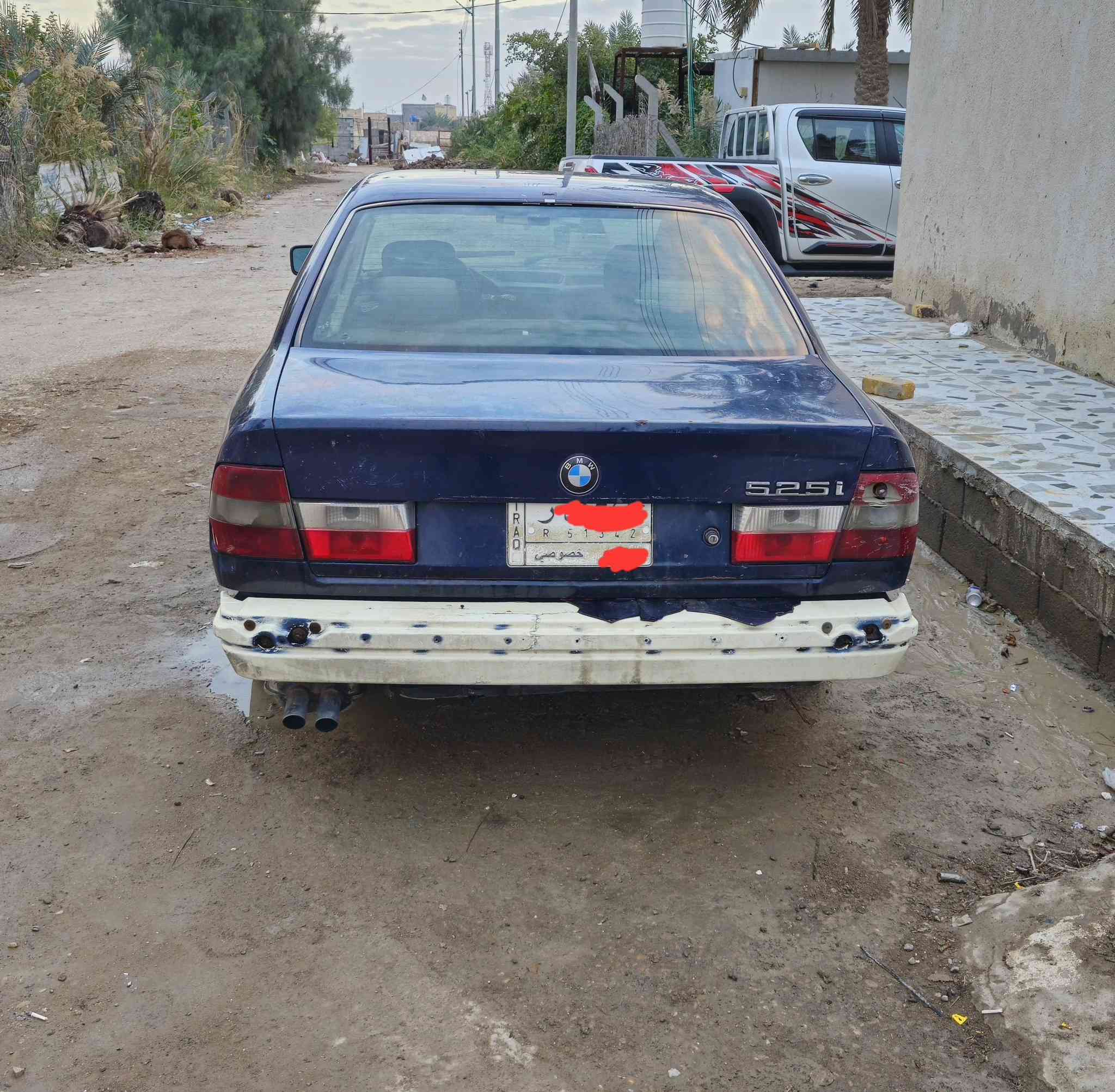 سياره bmw 525i الرقم ميسان عدل مفتوح شغاله كله ما عدا التبريد ويل الخليه موجود بالصندوك المكان ميسان العماره  غير متواجد على الفيس للاستفسار ***********
