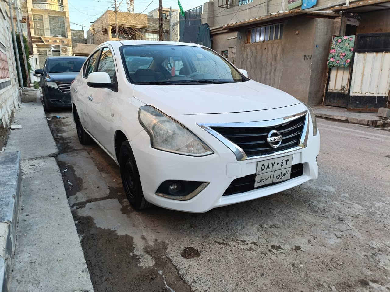 بيع فقط 
نيسان سني هندي موديل 2020
السعر 93 ورقه للاتصال *********** مجال بسيط
رقم اربيل باسم شركه شرط تحويل او وكاله 
محرك وكير نظاف 
التبريد شغال 
صدر وتخم تاير جديد
بدون صبغ بيها طخه بالداعميه الاماميه نكسرت وبدلتها 
وبيها بارد بالجاملغ الامامي 
المكان بغداد الزعفرانيه
