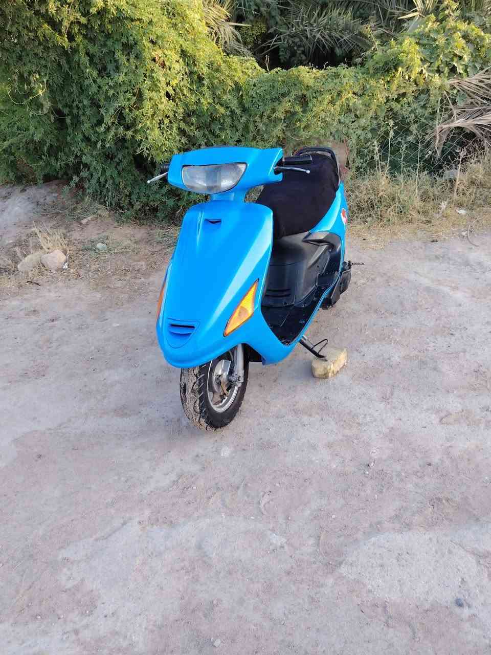 السلام عليكم دراجه للبيع نضيفه كلش مال جناي شاصي نضيف مكينه نضيفه كلش صوته ناعم دراجه كهربائياته كلهن شغالت كفرات بلاد السعر ٤٥٠ وبيه مجال المكان نجف ابو صخير الرقم ***********
