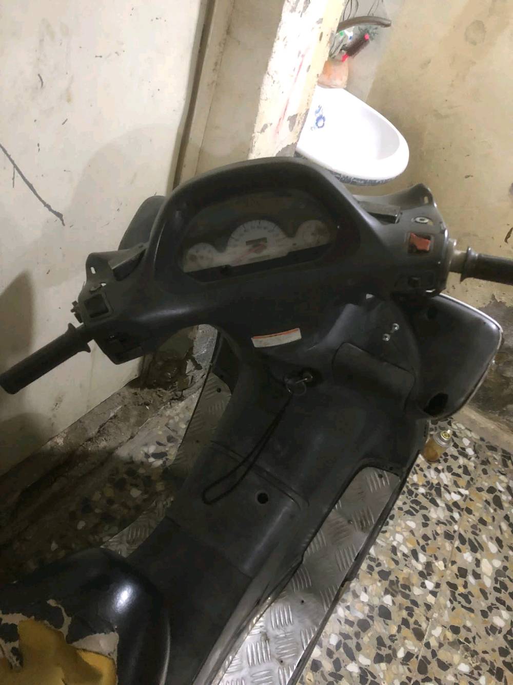 دراجه فور سايد شغاله عوزه بس باتري وبيه صوت بل صالنصه وخمده بل كابريترل بيع وترهم مراوس