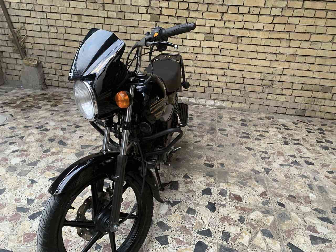 السلام عليكم دراجه TVS HLXموديل 2023 مرقم بغداد رقم إنكليزي نازله من الشركه شهر 2025/8 العنوان مدينه الصدر للاستفسار ***********
