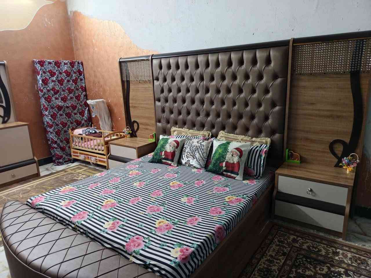 السلام عليكم غرفة للبيع تركي خشب ايطالي قوي الغرفة من الدرجة الأولى 9قطع المكان بغداد تقاطع النهروان الاستفسار الاتصال على الرقم ***********
