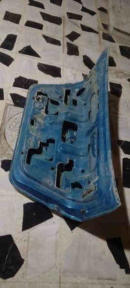 السلام عليكم ذولي بوب وصندوك  مال اڤيو نظيفات جدا بس مصبوغات للبيع العنوان الفلوجه للاتصال على الرقم ***********
