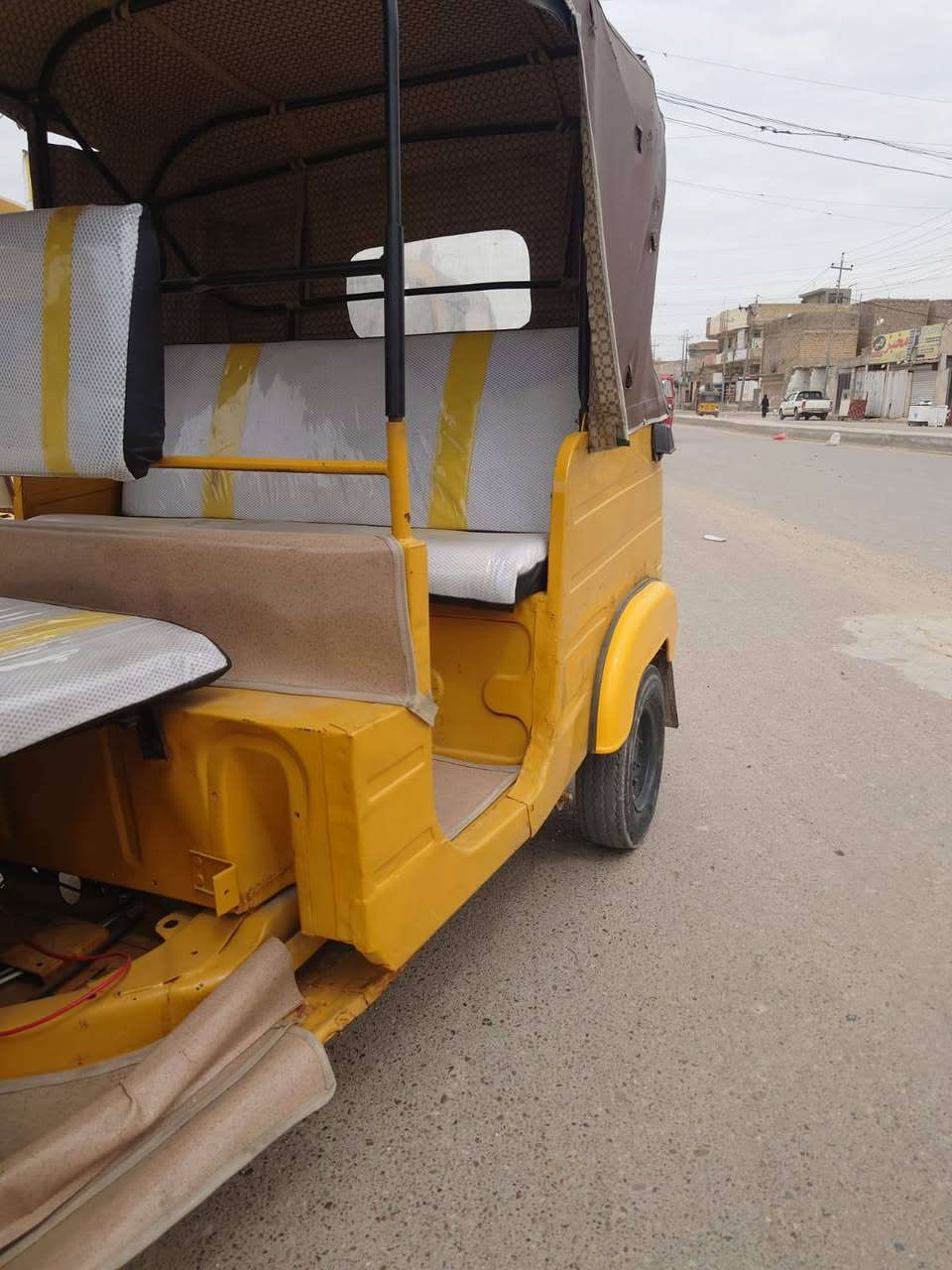 سلام عليكم اخواني تكتك للبيع مديل 18 شهر 7 رقم وسنويه سنويه نكليزي مصبوغه عام وبيه  صليب مكاني الاواسمه وره سبع قصور شراي يخابر وبل خدمه عارضه 4200 وهاذ رقمي ***********
