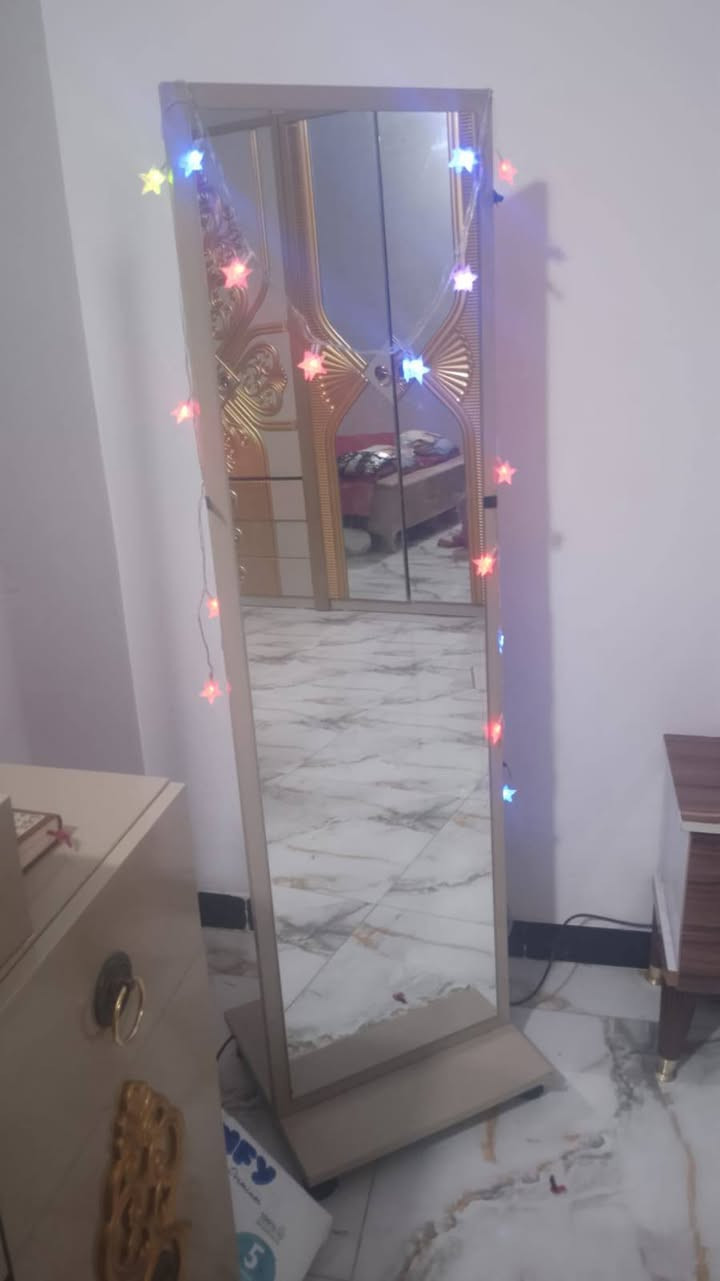 غرفه مستعمله نضيفه للبيع السعر 850 وبيهه مجال 10 قطع المكان شرطه الخامسه اي ضرر مابيهه


**إذا كنت صاحب هذا الإعلان وتريد حذفه لأي سبب، رجاءا أرسل رسالة إلى الدعم الفني**