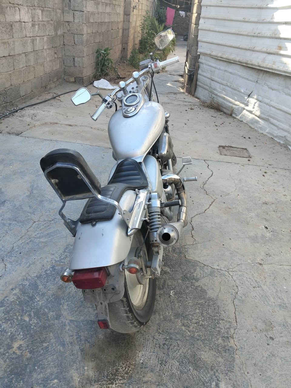 السلام عليكم
هارلي محرك 250cc
دراجة ماداخلة تصليح ابد جديدة بس يرادلهة بولش والراديتر مزروف والهورن عاطل فقط
بغداد الزعفرانية 800 الف
***********
