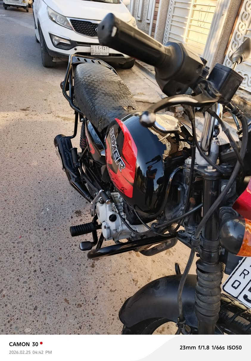 السلام عليكم دراجه بوكسر موديل 2022 دراجه مرقمه وباسمي تحويل ثاني يوم دراجه نضيفه ومتعوب عليها دراجه مكفوله وعليها ادامه كامله سعر 2500 وبيها مجال استفسار ‏‪***********‬‏أو مراسله عل صفحه
