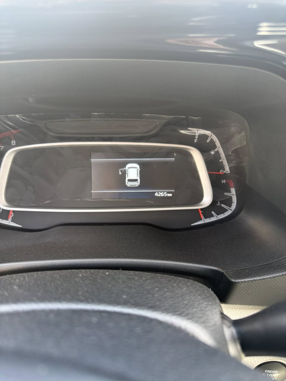 كيا سونيت موديل 2025 خليجي أرقام بغداد ضمان الشركة الدولية 5سنوات او 100000كيلو متر مع سنة ضمان صيانة مجانية. حالياً ماشيه اربعه الاف( 4000) وشويه قابله للزياده / لون زيتوني / رقم بغداد ، سعره 161$ العنوان بغداد/ الكرخ ( ***********)
