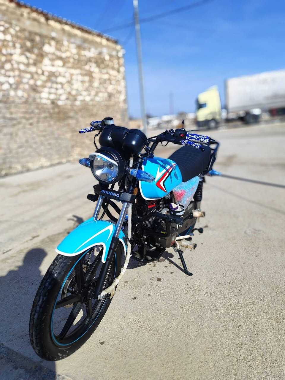 السلام عليكم
شاينك للبيع موديل 2025 بعده زيرو ماشي 800 فقط مستخدم سبوع مابي نقص برغي السعر 950 المكان عانه ***********
