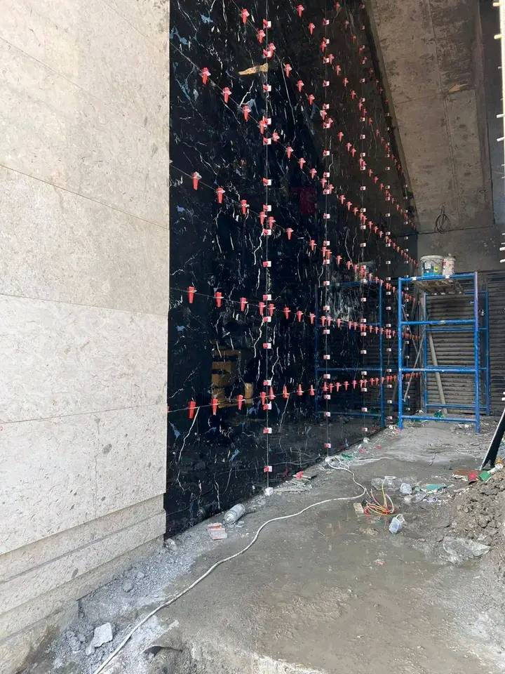 سلام عليكم خلفة سرميك مرمر بورسلين شقل درجة اولى متفرق للعمل مكاني بغداددورةةلله يرزق الجميع لتواصل ***********
