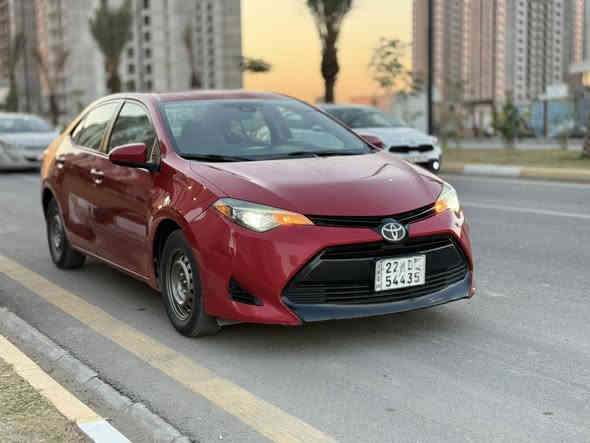 السلام عليكم كورلا 2017❤️❤️
حادث جاملغ خلفي فقط بدون ارباك
بجم كبس ماشيه 110 
موصفات LE المعروفه رادار حجر موجود  
رقم اربيل الدولي باسمي تحويل مباشر 
هزه ورقم وسنوية جديد محرك كير مكفول 
تخم تاير باتري مدوشمه وكامله بس صدر بي ملاحظات 
السعر 127 وبيها مجال 
للاتصال 
***********
***********
