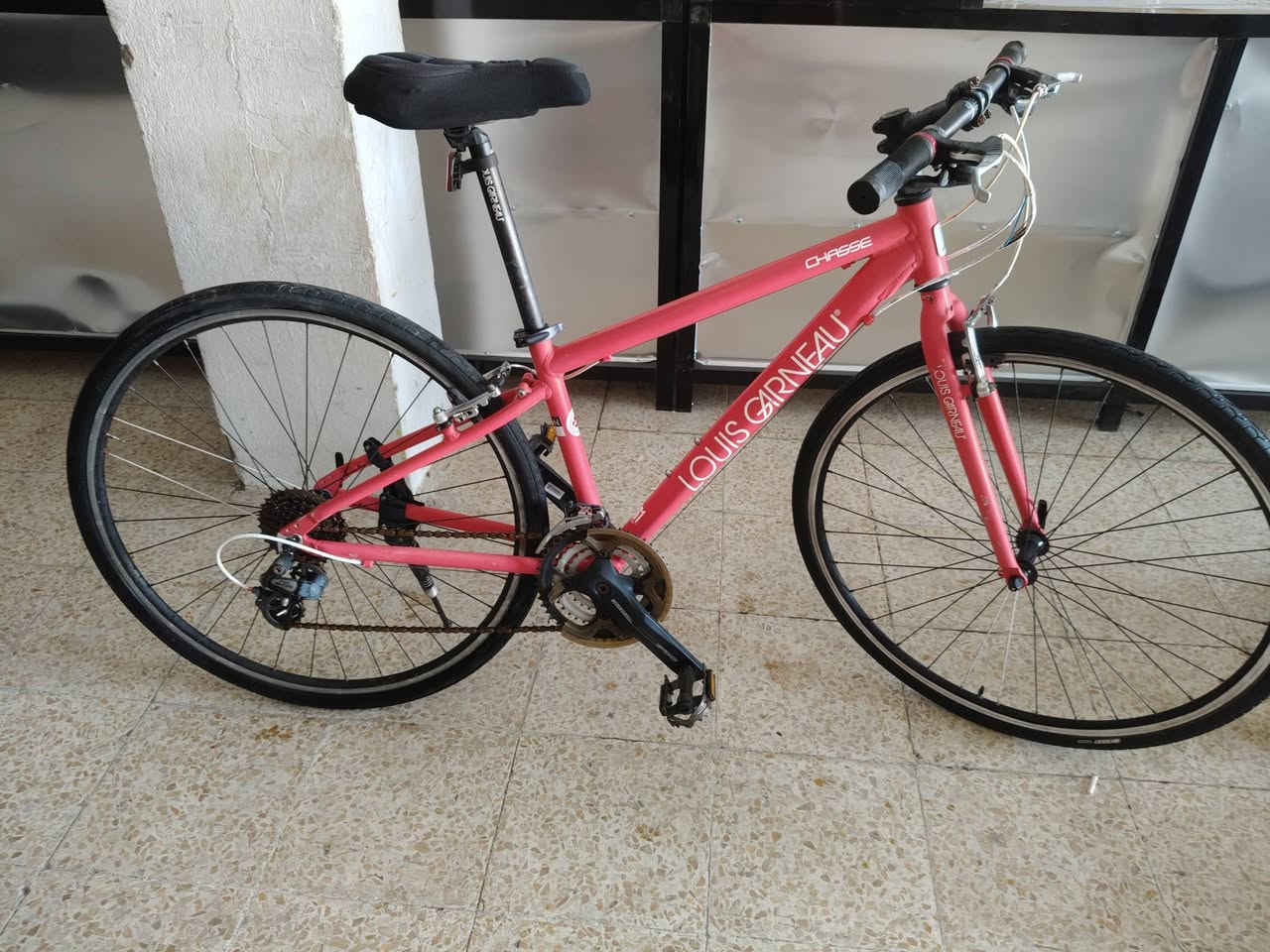 السلام عليكم متوفر دراجات 
C 700 
باسعار مناسبة والنظافة 95% باسكلات غير مستخدمه 
العنوان موصل نبي شيت 
باقي التفاصيل خاص
التواصل *********** وات ساب
