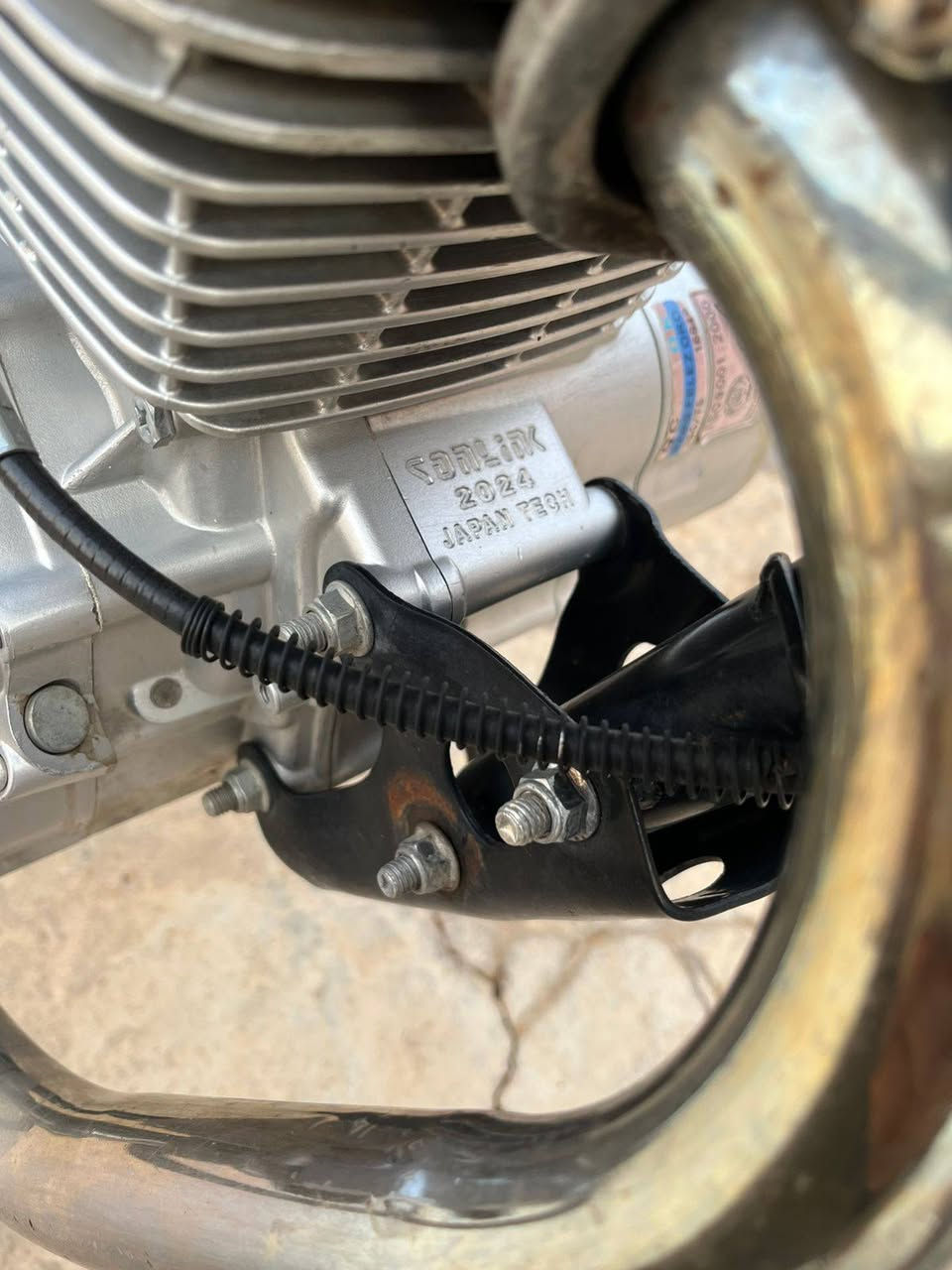 السلام عليكم
دراجة للبيع سيفان موديل ٢٠٢٤
محرك شرط مامفتوح
كلو شغال مايعوزو اي شي
للتوصل على الخاص او الاتصال 
بهذا الرقم. ***********
