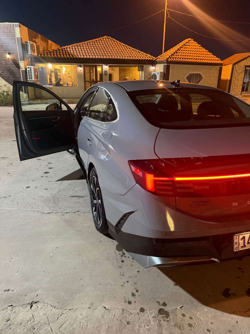 السلام عليكم
للبيع فقط سوناتا 2024 شكل جديد
2.5L حجم محرك
الضرر جاملغ خلفي
السعر  200
كير 8 نمر
بصمة تشغيل وابواب
المقعد الامامي كهربائي  
3وضعيات قيادة
جنطه ذكيه 
لايت لد 
بك لايت لد 
ترحيب
دشبول الكتروني 
شاشه كبيره 
كير تعليك 
اوتو ستوب
اوتو هولد
رادار
نقطة عمياء
رادار خطوط شوارع
فوول تحكم ستيرن

السياره رقم بصره تحويل

ماشيه 20

العنوان البصره
*********** البصرة, العراق
