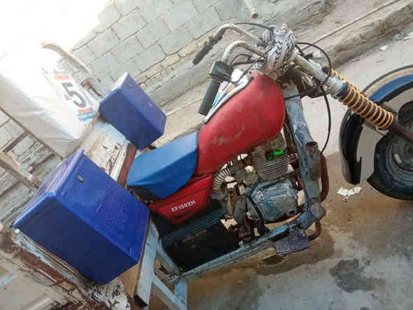 السلام عليكم
مكلف ب النشر 
ستوته دايون للبيع  كلك مكفوله من السرقه 
السعر. 550 بيه مجال 
***********
