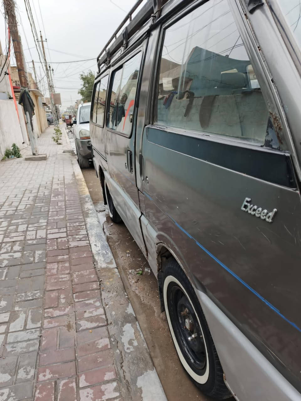 🚗 للبيع – كيا بستة موديل 1992 🚗
📍 رقم واسط
📌 العنوان: بغداد – الدورة
⚙️ كير عادي
🔧 الكسن مكفول
🔌 الكهرباء مكفولة
🔋 تيارات جديدة
🛠️ المحرك بي بخار وما بي تتقيص
📄 السيارة وصل وبحث
⚠️ عليها غرامات مرورية 500 ألف (مصفّرة)
📅 ملاحظة: السنوية نافذة من 2018
💰 السعر: 35 وبيه مجال
📞 الاتصال: ***********
📲 الرقم بيه واتساب
🚫 غير متواجد على فيسبوك
