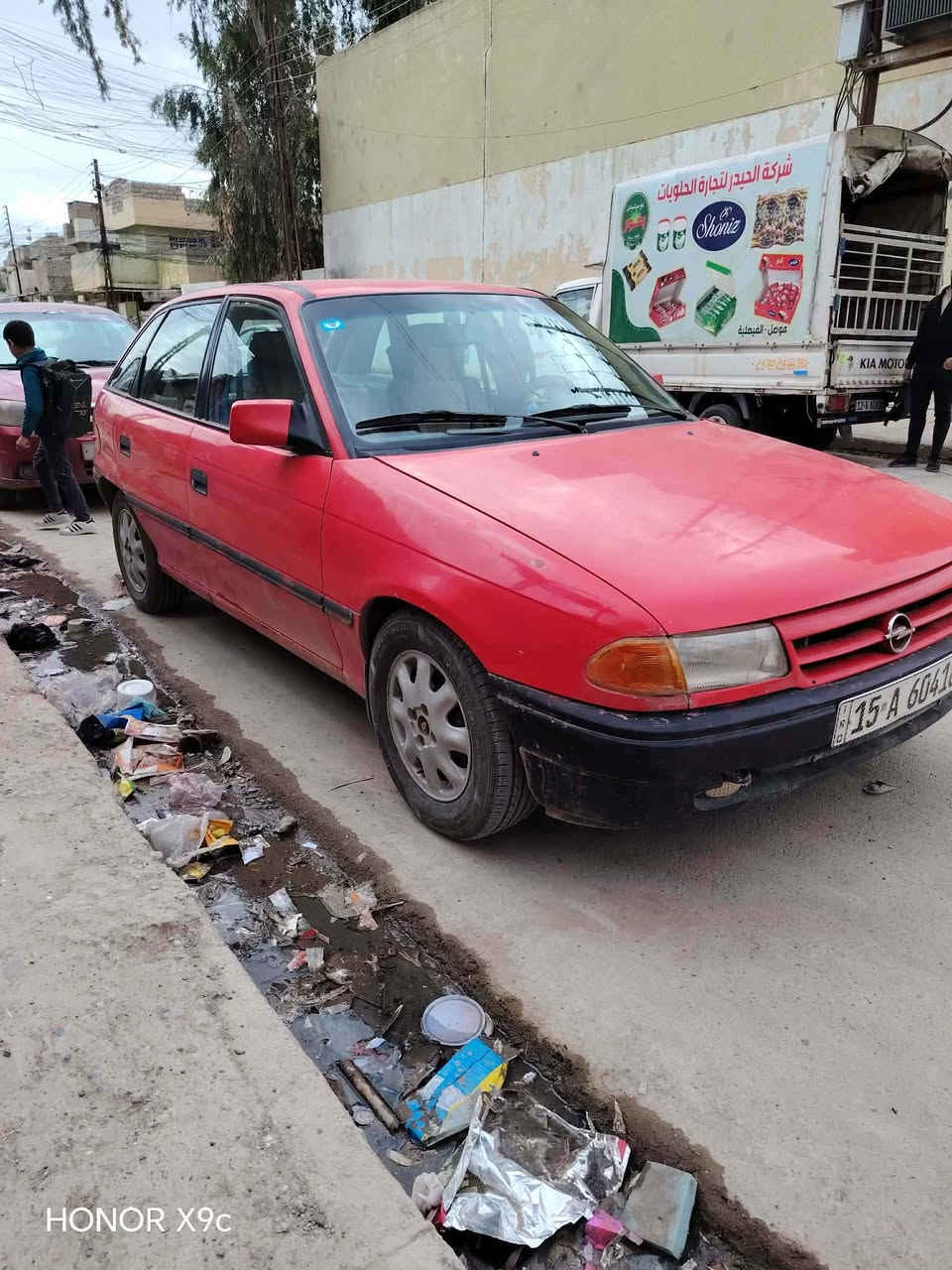 سلام عليكم سياره البيع موديل ٩٣ مكينه كير شرط
رقم جديد مسطره رقم انبار سيارة جهازه شراي يخبر عل رقم سعر  38.
! ***********
