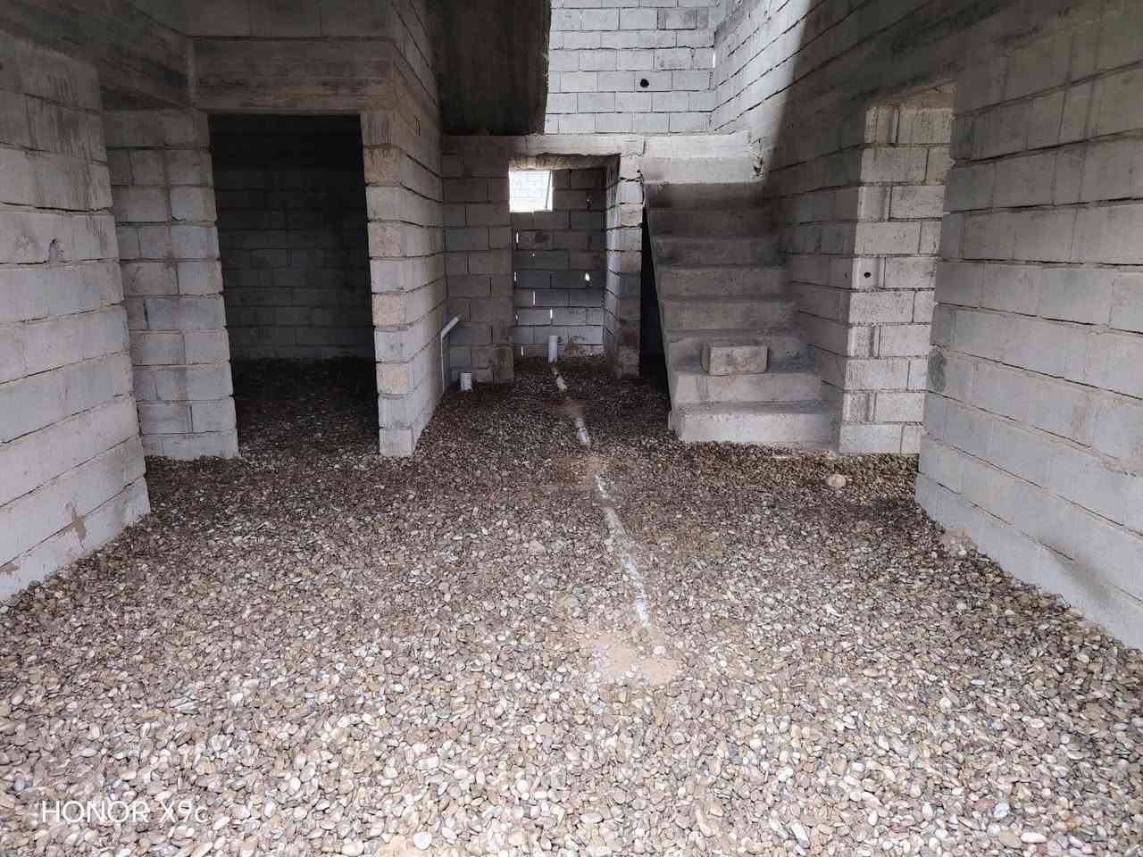 دار للبيع زراعي الكنيسه مساحه 200 م هيكل كامل *********** *********** اتصلي على هذان 27 مليون وبي مجال هيكل باب
