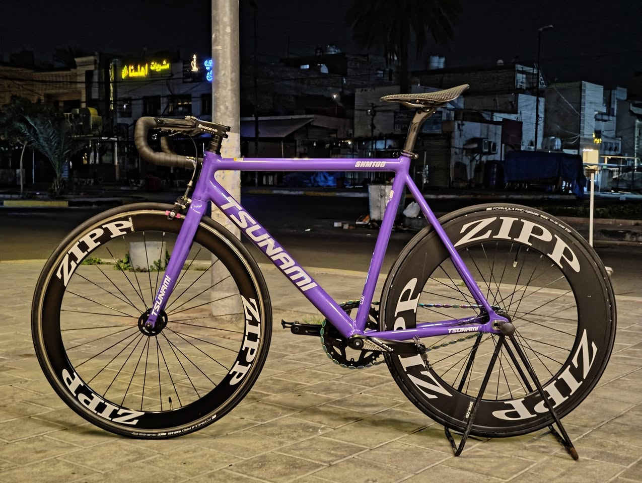 السلام عليكم 🚀💥
اللهم صلي علئ محمد وآل محمد 💜💜
فكسد ماركه TSUNAMI SNM100 لون مميز 💜💜 دراجه نضافه 100% مكفوله مزوده  زنجيل فكسد مسلح لون مميز   مع صينيه 50 سن وقطع كاربون سرج وبوري سرج ماركه RYET  وستيرن فكسد مميز كاربون مع وياله ارتفاع ماركه NOVATIC بولبرن مع تايرات كتان ماركه IRC الدراجه براكيت ماركه BOLANY

 اخوان الدراجه للبيع  السعر خاص او المراوس برود قوي 
عنواني بغداد شارع فلسطين 
***********
