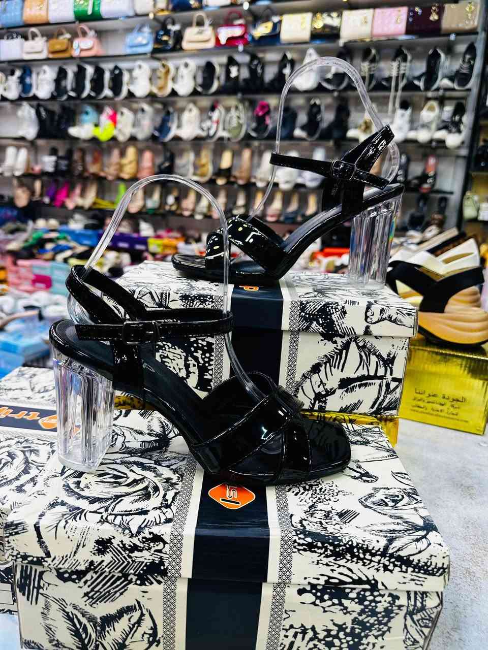 وصلتنا $   ، موديلات جديدة مختلفة 😍
أحدث الموديلات لـ 2026 
 
✅ تميزي بإطلالة جميلة وساحرة مع (#محلات_فاروق_عمر )

#تخفيضات 
يتوفر صندل نسائي كعب عالي 
القياسات كامله من ٣٧_٤١
سعر القطعه ١٣ آلف 

🌺 تواصلي عبر الخاص واطلبيه الآن قبل نفاذ الكمية او واتس ***********

العنوان/ الفلوجة  شارع كراج الفورتات خلف الحديقه العامه قرب___ مول الوليد___
تتوفر خدمة التوصيل لكل العراق ب🚕
إلى بغداد خلال 24 ساعة - وإلى المحافظات خلال 48 ساعة
