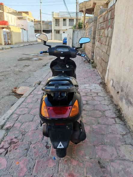 سبيسي ياباني للبيع على وضع البلاد اول فتحه تنفتح مكينه ناعمه كفر وكابريتر اصلي مابيها نقص السعر ٦٥٠  المكان كوت***********
