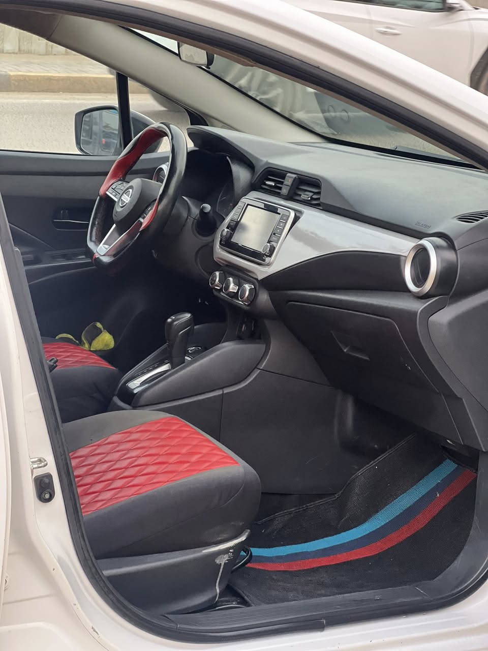 السلام عليكم
بيع او مراوس.  2020 

فيرسا محرك ١٨٠٠. بصمه شاشه كامره رادار ويل لد امامي 

جاملغ وبنيد وباب بالعراق 

جاهزه من كل نقص بغداد باسمي 

مكاني بابل.     السعر 117  وبي مجال وبخدمتك 

***********
