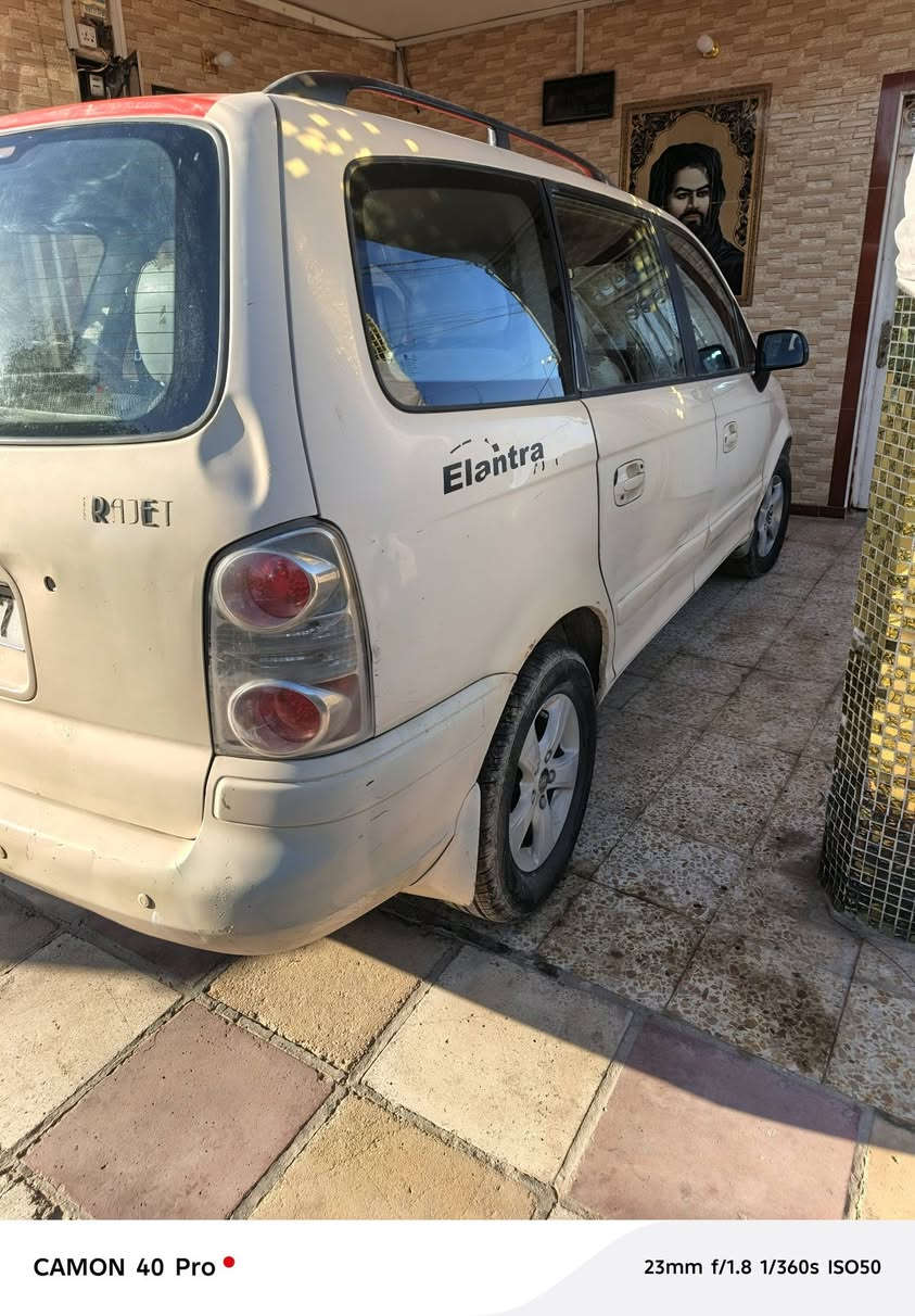 السلام عليكم هونداي ترانجيت سبعة راكب خليجي بابل باسمي 2006 اوتوماتيك محرك وكير مكفول تبريد قطعتين امامي وخلفي شغال تدفىة شغال دوشمة جديد تخم تاير جديد باتري جديد ماصدات اماميه جديد السيارة لايت عالي زنون  جاهزة مصبوغة حزام  ترايك وين تريد انا حاضر السعر 70 العنوان حله المهناوية م***********واتساب موجود
