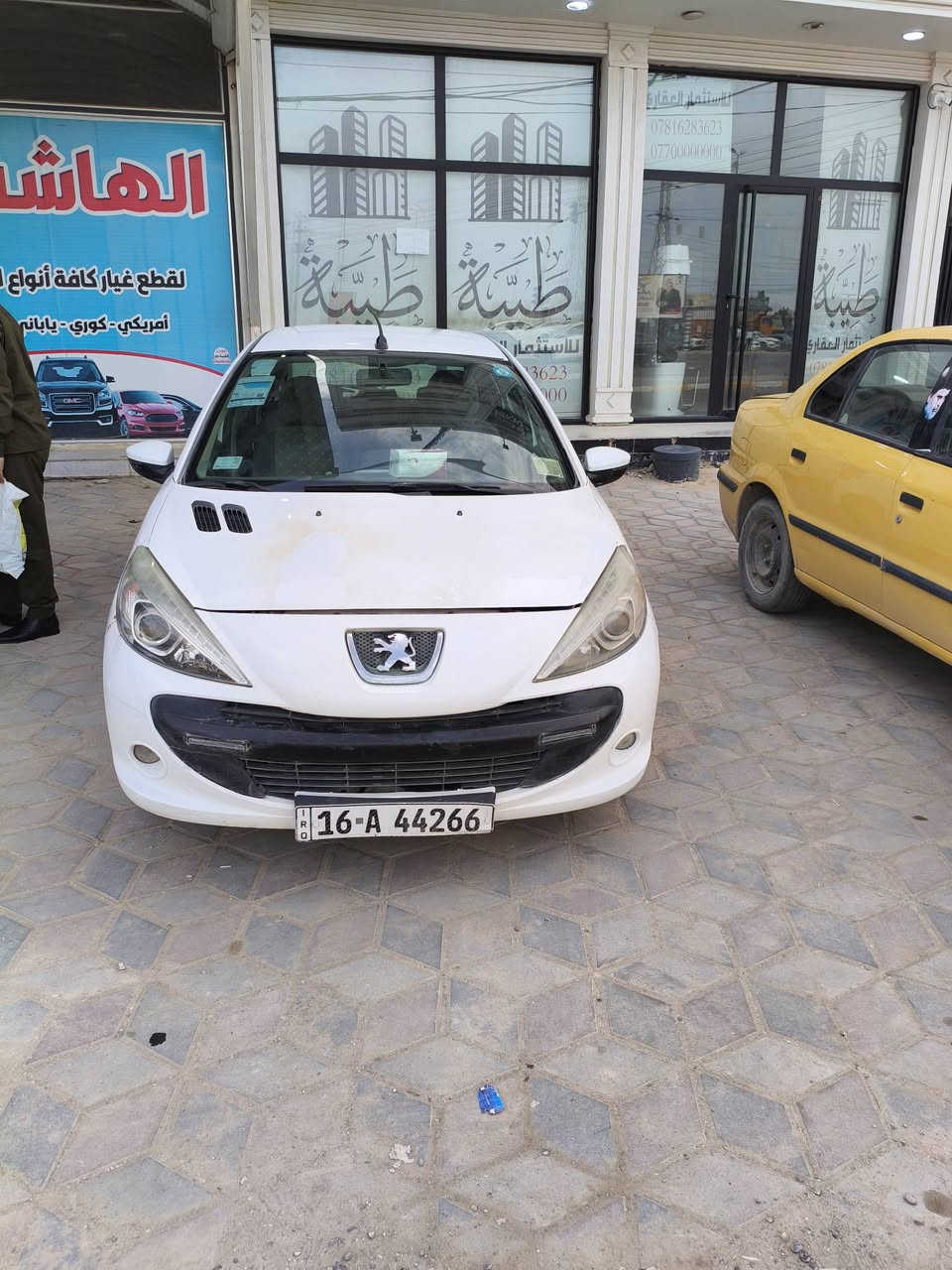 السلام عليكم
سياره بيجو فرنسي مديل 17 حجم 207 بيه جملغ راجع على البارد نظيفة جدا كلشي بيه جديد من التكمه إلى التكمه تعبان عليه اريدها 55 اقساط مقدمه زينه واذا نقدي 50ورقه
المكان الديوانية قضاء الدغاره 
***********
